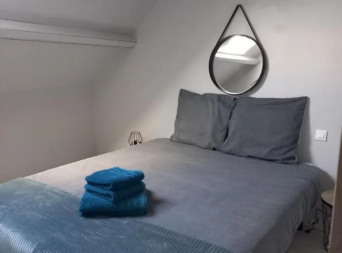 Holiday home Maison Au Pied Du Mont Saint Michel 2