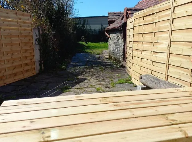 Holiday home Maison Au Pied Du Mont Saint Michel 2